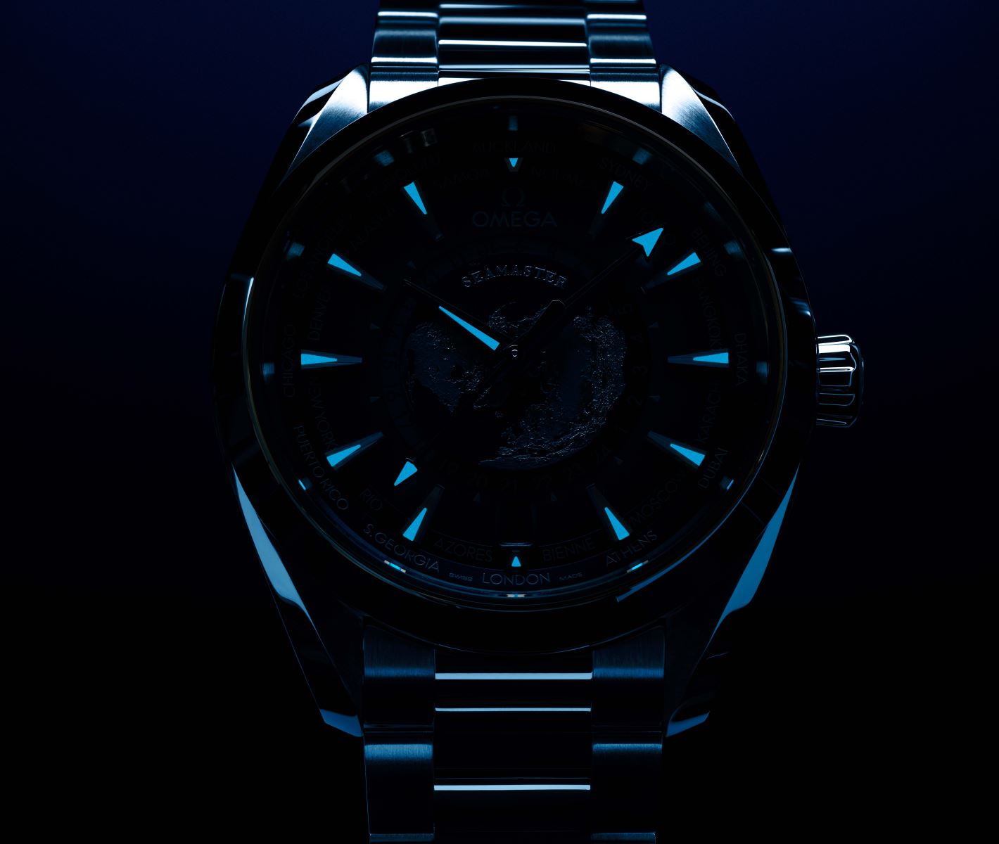 đồng hồ omega seamaster aqua terra worldtimer co-axial master chronometer 150m – 500ft